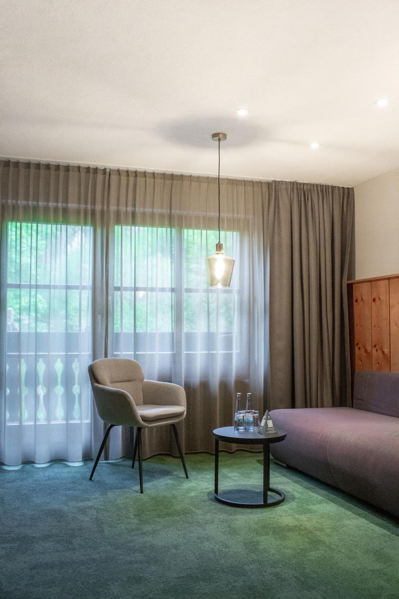 Hotel Hofgut Sternen - Ravennaschlucht بريتناو المظهر الخارجي الصورة